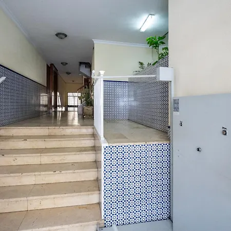 Vitvi - Premium Reyes Apartment *